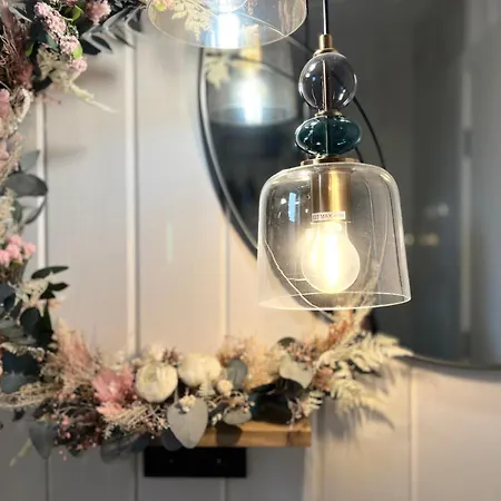 Garden - The Lotus بيت للعطل Drahobudice