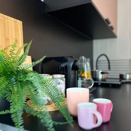 Garden - The Lotus بيت للعطل *