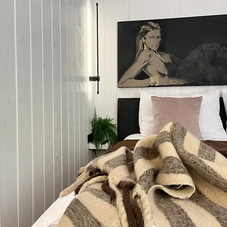 Garden - The Lotus بيت للعطل *