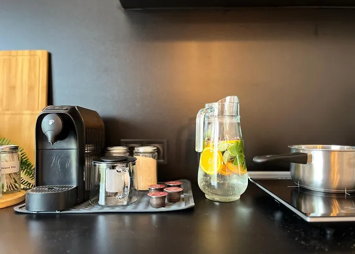 Garden - The Lotus בית נופש