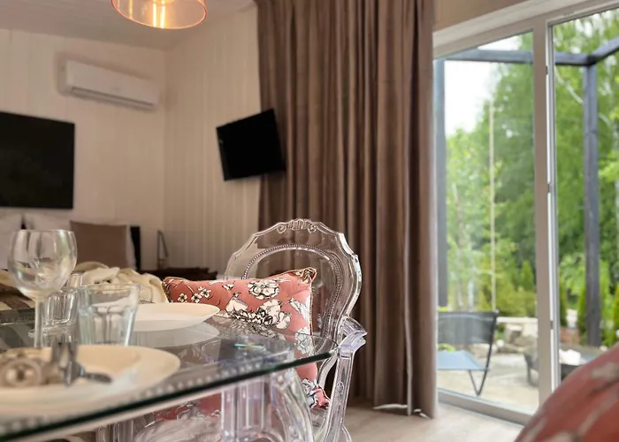 Garden - The Lotus בית נופש Drahobudice